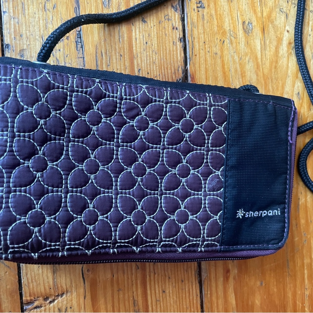 Crossbody women’s purse